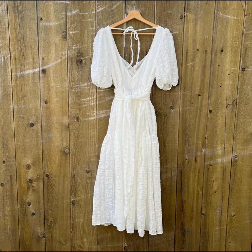 White Gingham Puff Sleeve Backless Midi Dress 🌿 - Picture 7 of 10
